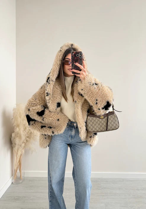 FOURRURE POUR FEMME EN HIVER